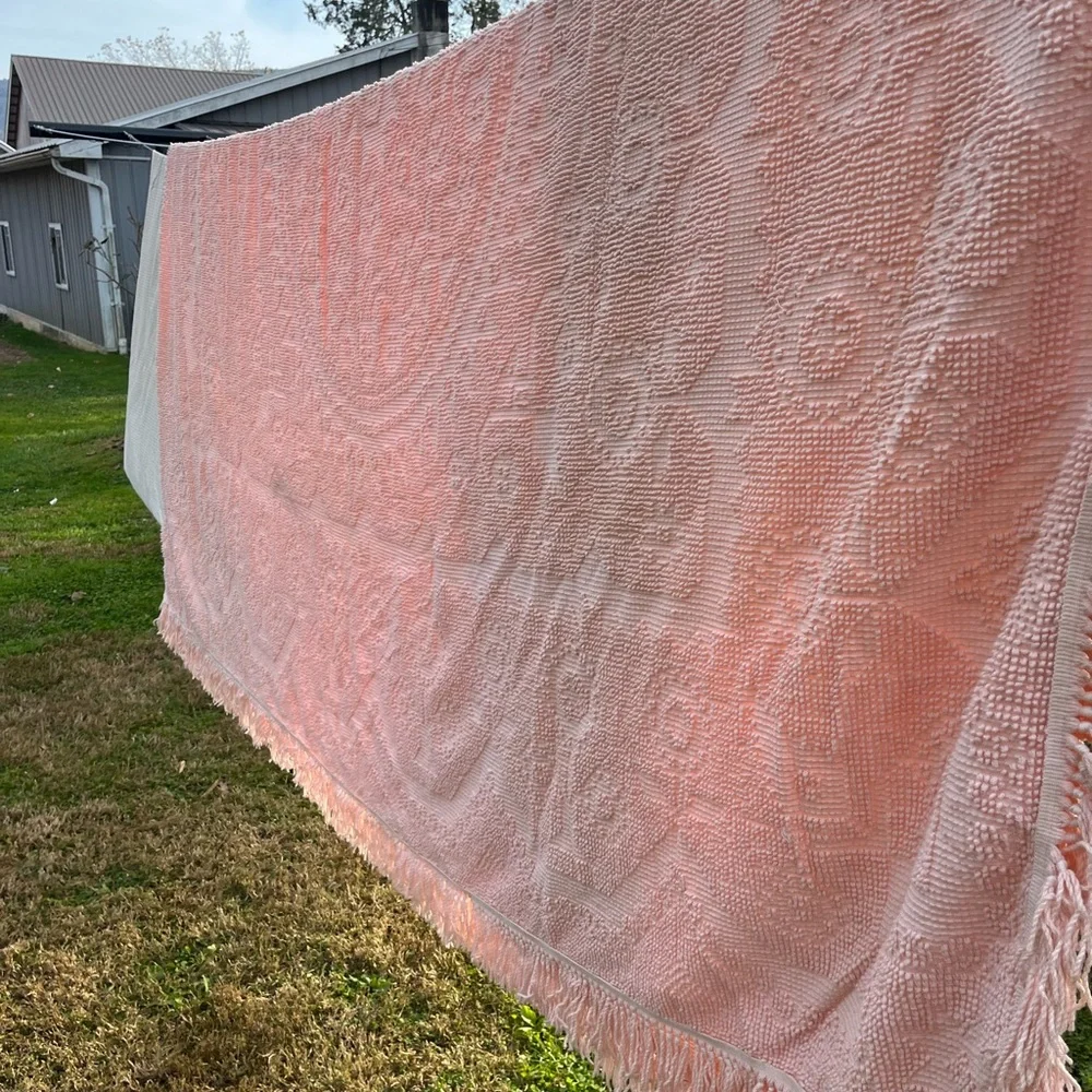 Vintage Morgan Jones Minuet Pink Bedspread Hobnail Candlewick Bedspread